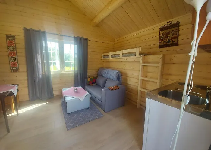 Small Cabbin With Bathroom Near By Chalé *